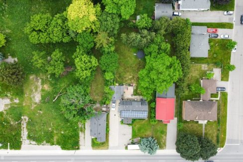 Oxford St. E. 1128-1132 - 03a