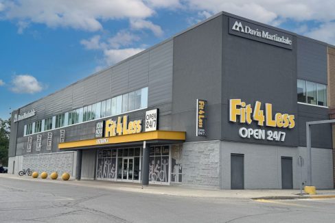 Wonderland Rd. S. 785 - 81a