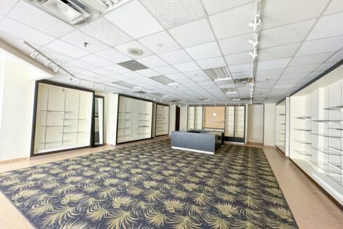 Wonderland Rd. S. 785, Unit E4 - 01a