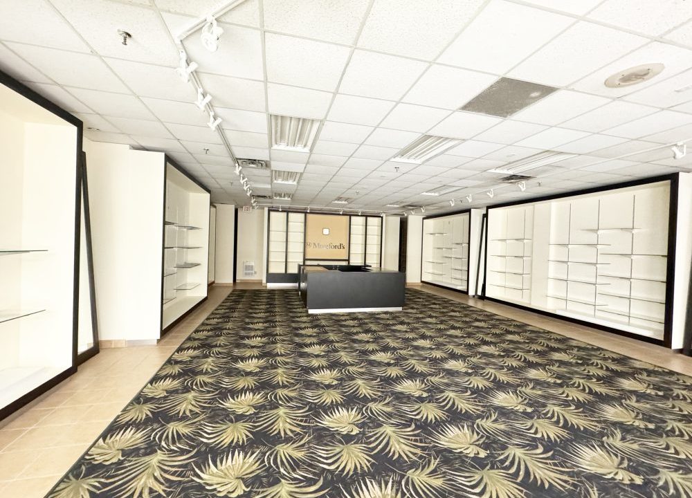 Wonderland Rd. S. 785, Unit E4 - 03a