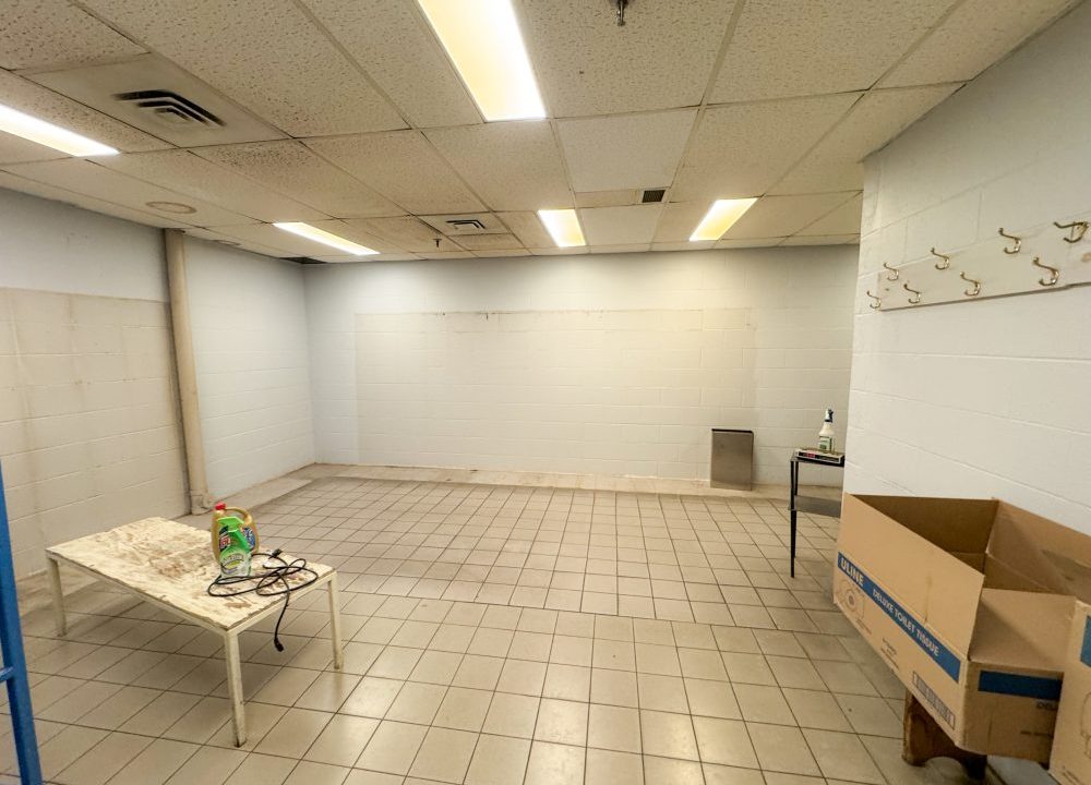 Wellington St. 1130 - 08a