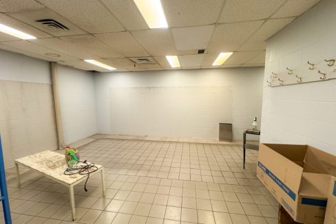 Wellington St. 1130 - 08a