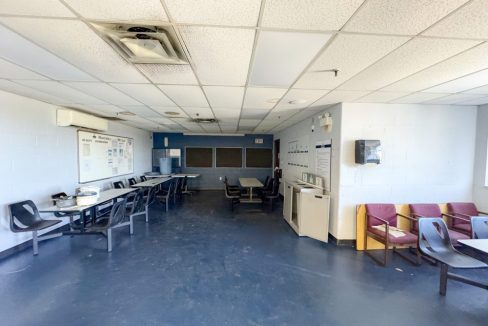 Wellington St. 1130 - 10a