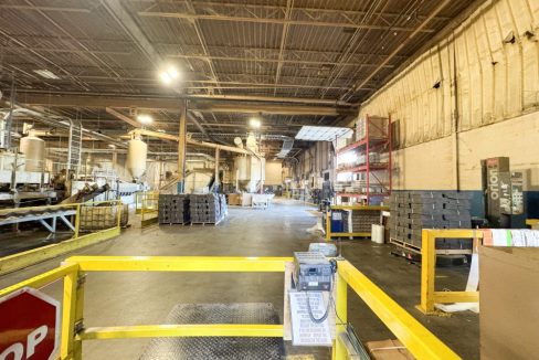 Wellington St. 1130 - 32a