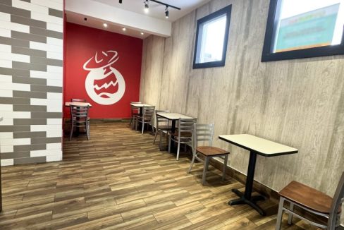 Dufferin Ave. 1314 - 08a