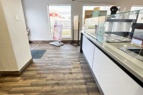 Dufferin Ave. 1314 - 09a