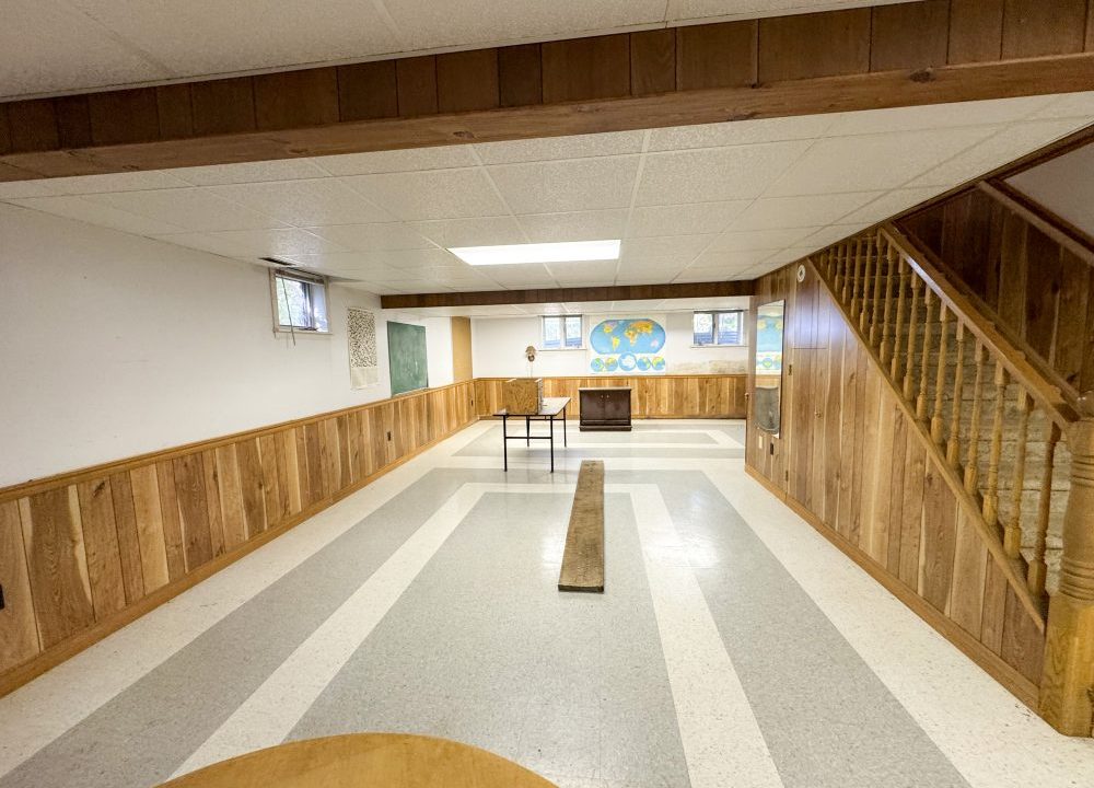 Gainsborough Rd. 1007 - 59a