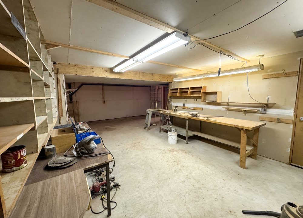 Gainsborough Rd. 1007 - 64a