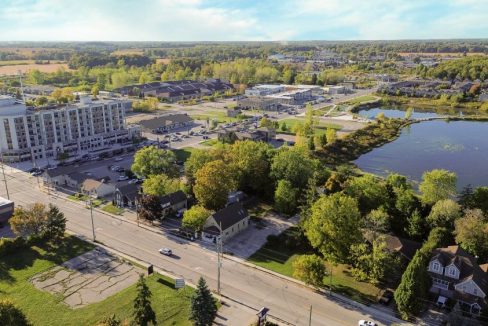 Gainsborough Rd. 1007 - 90a