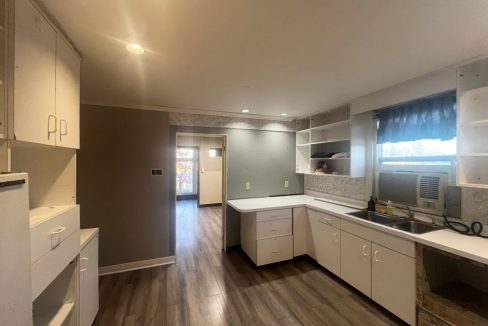 Wharncliffe Rd. S. 1891, Office - 02a