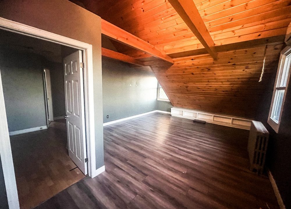 Wharncliffe Rd. S. 1891, Office - 05a