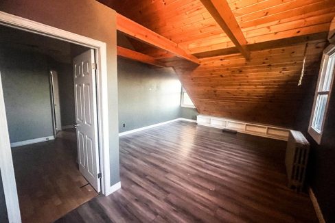 Wharncliffe Rd. S. 1891, Office - 05a