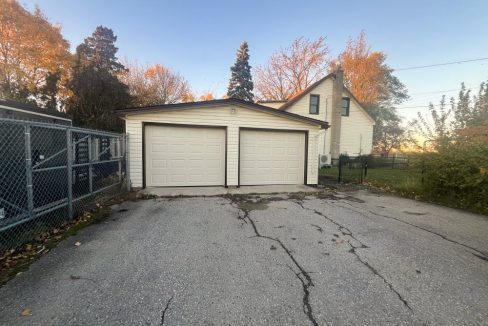 Wharncliffe Rd. S. 1891, Office - 07a