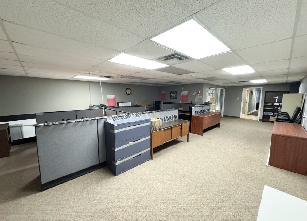 Wharncliffe Rd. S. 540, G1 - 04a