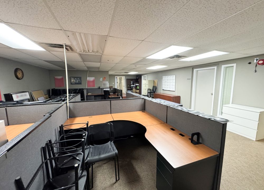 Wharncliffe Rd. S. 540, G1 - 09a