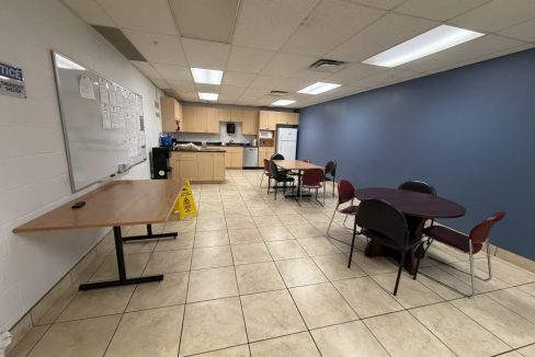 Adelaide St. S. 1020, #100-201 - 04
