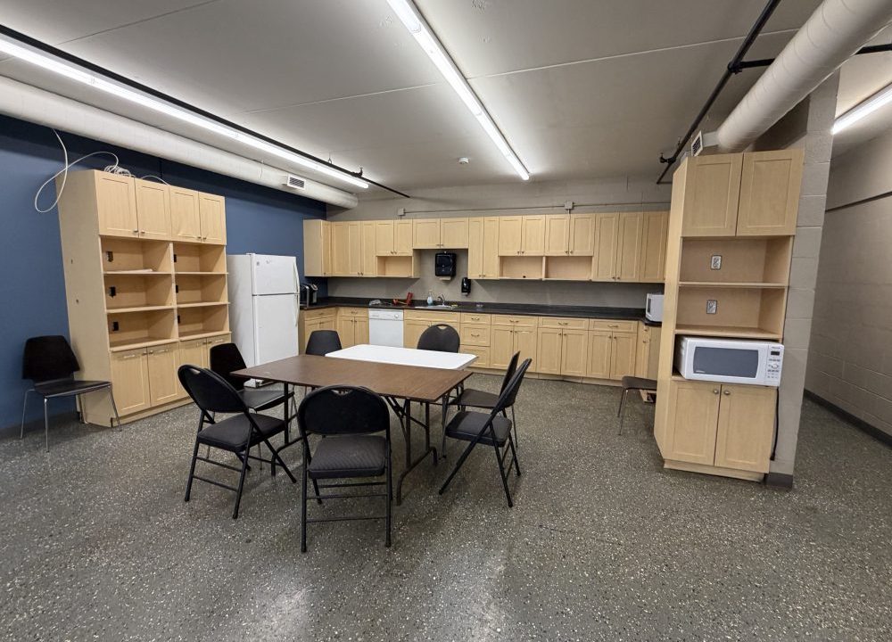 Adelaide St. S. 1020, #100-201 - 09