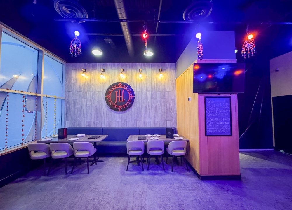 Wonderland Rd. S. 795 - 34a