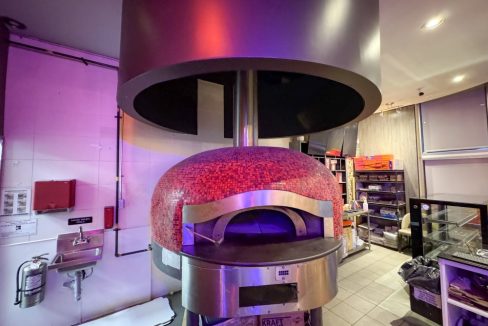 Wonderland Rd. S. 795 - 40a