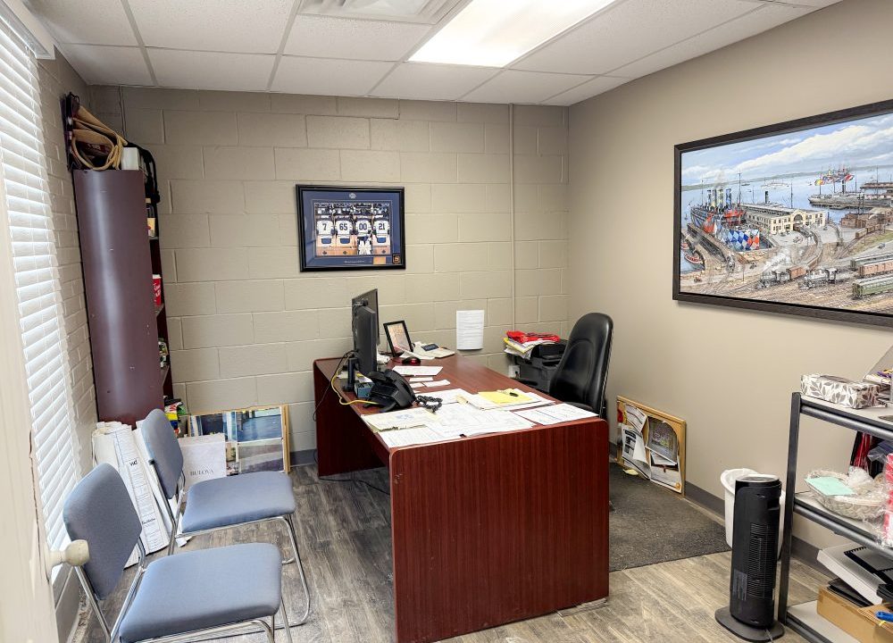 Leathorne St. 958, Unit 9 - 05a