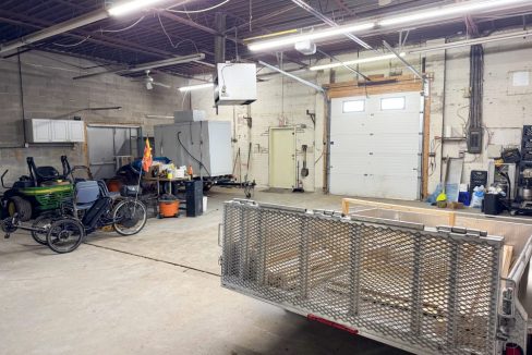 Leathorne St. 958, Unit 9 - 06a