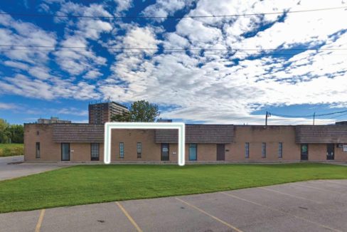 Leathorne St. 958, Unit 9 - 09b