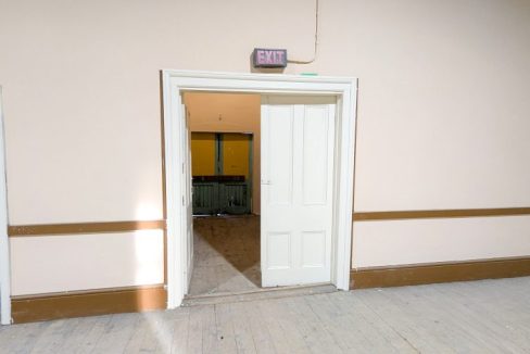 Main St. S. 39 - 21a