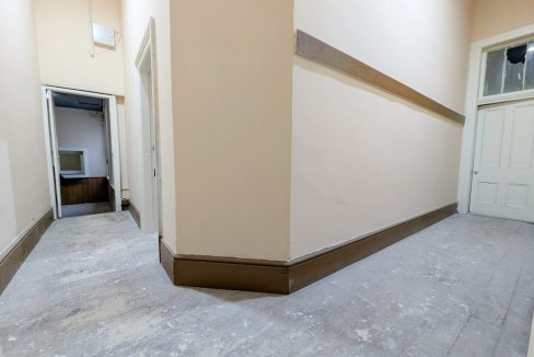 Main St. S. 39 - 22a