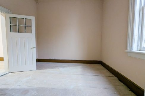 Main St. S. 39 - 24a