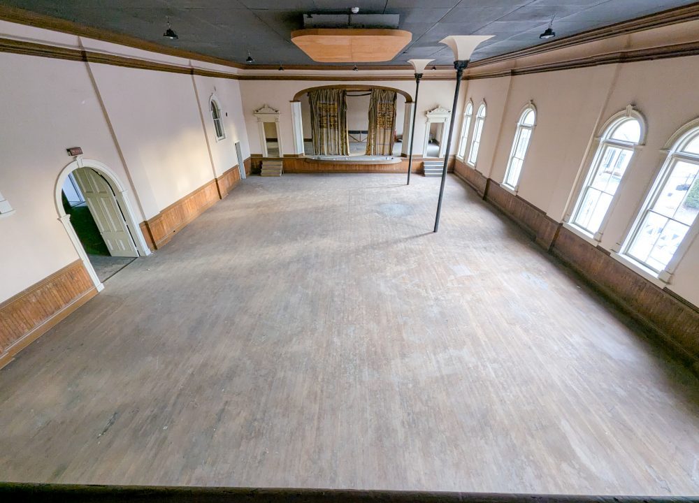 Main St. S. 39 - 29a