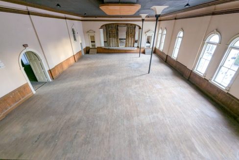 Main St. S. 39 - 29a