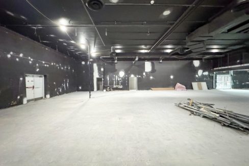 Adelaide St. N. 744 - 06a