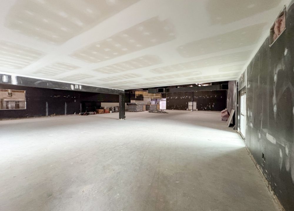 Adelaide St. N. 744 - 07a