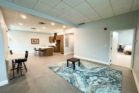 Adelaide St. N. 744 - 2nd Floor - 02a