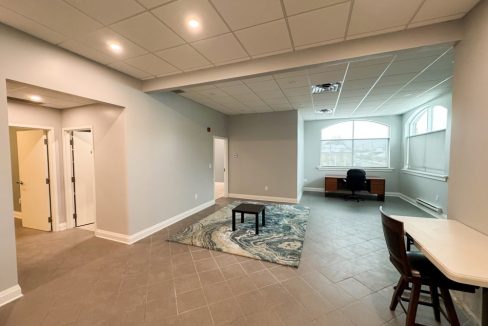 Adelaide St. N. 744 - 2nd Floor - 04a