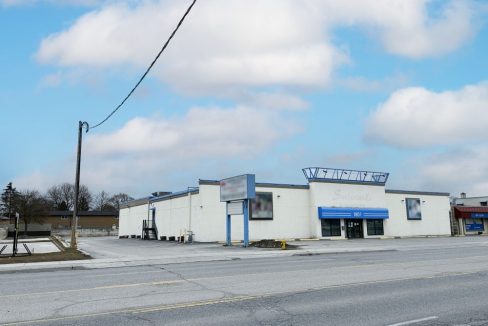 Dundas St. 1801 - 01a