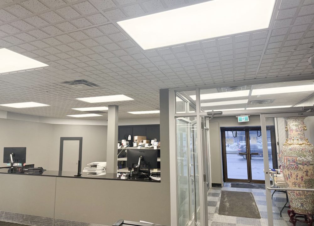 Dundas St. 1801 - 05a