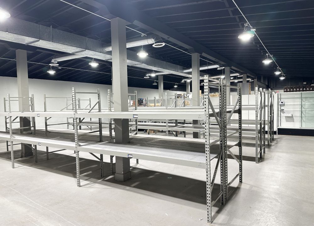 Dundas St. 1801 - 07a