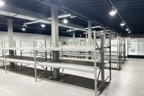 Dundas St. 1801 - 07a