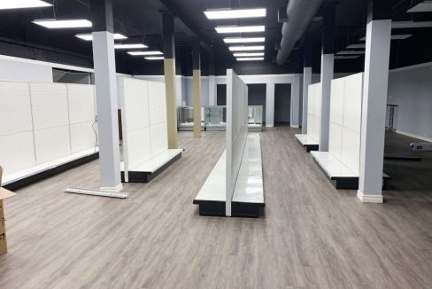 Dundas St. 1801 - 08a