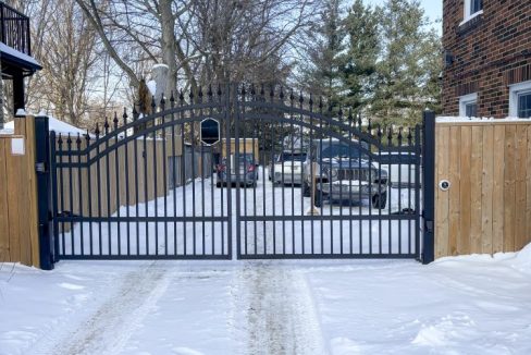 Queens Ave. 570 - 04a