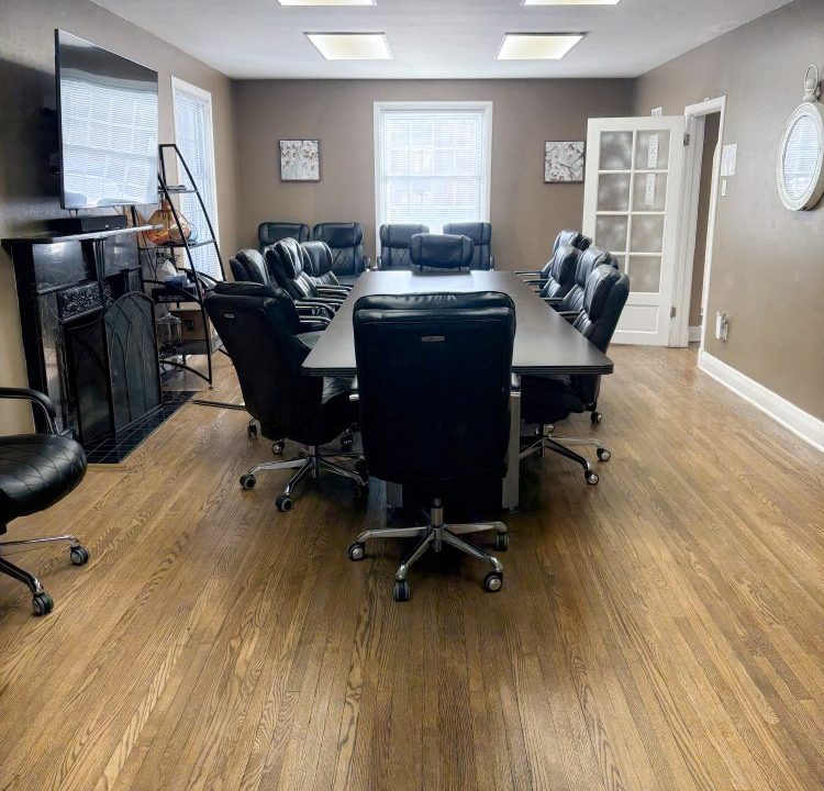 Queens Ave. 570 - 06a