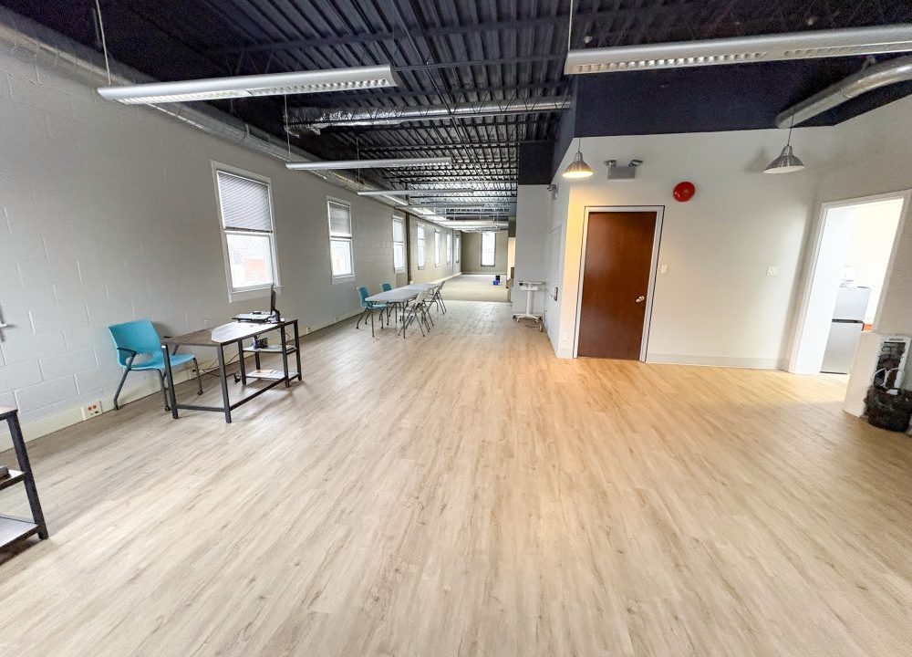 Queens Ave. 602 - 06a