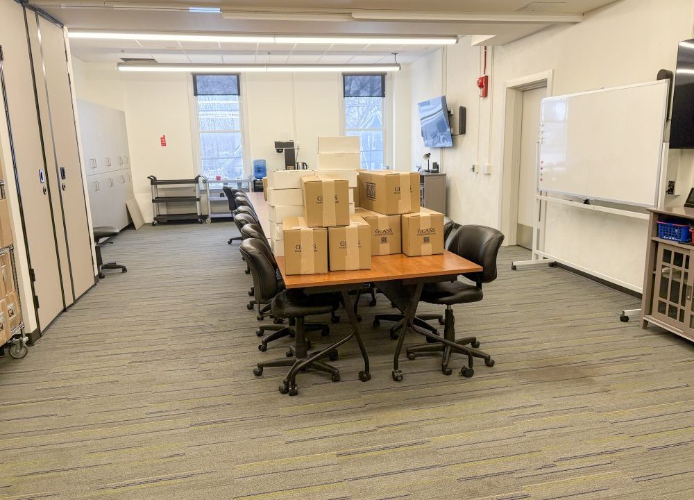 Queens Ave. 602 - 08a