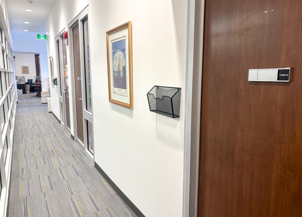 Queens Ave. 602 - 09a