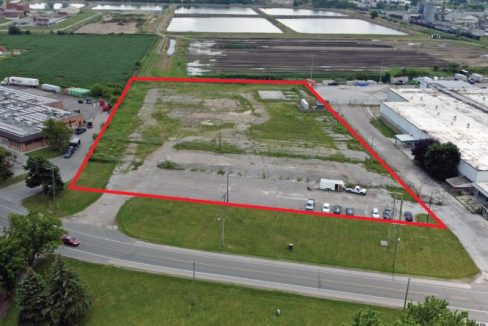 Riverview Dr. 510 - 01 (Outlined)