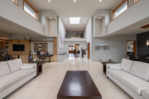 Sir Robert Pl. 60 - 13