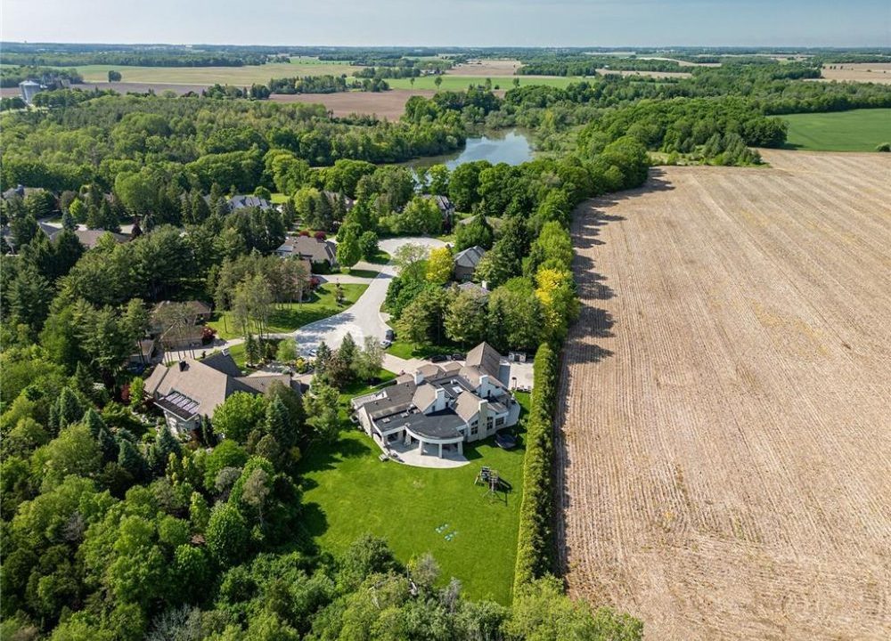 Sir Robert Pl. 60 - 35