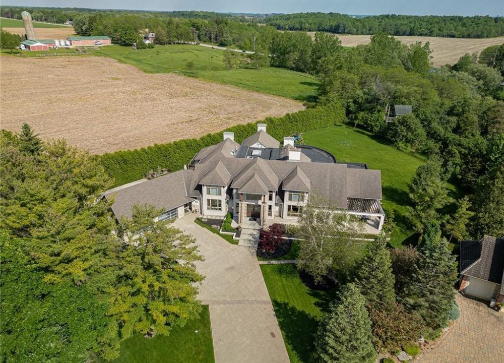 Sir Robert Pl. 60 - 36