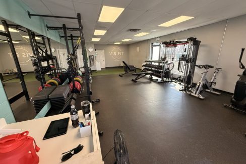 Wharncliffe Rd. S. 1830, Unit 4 - 04